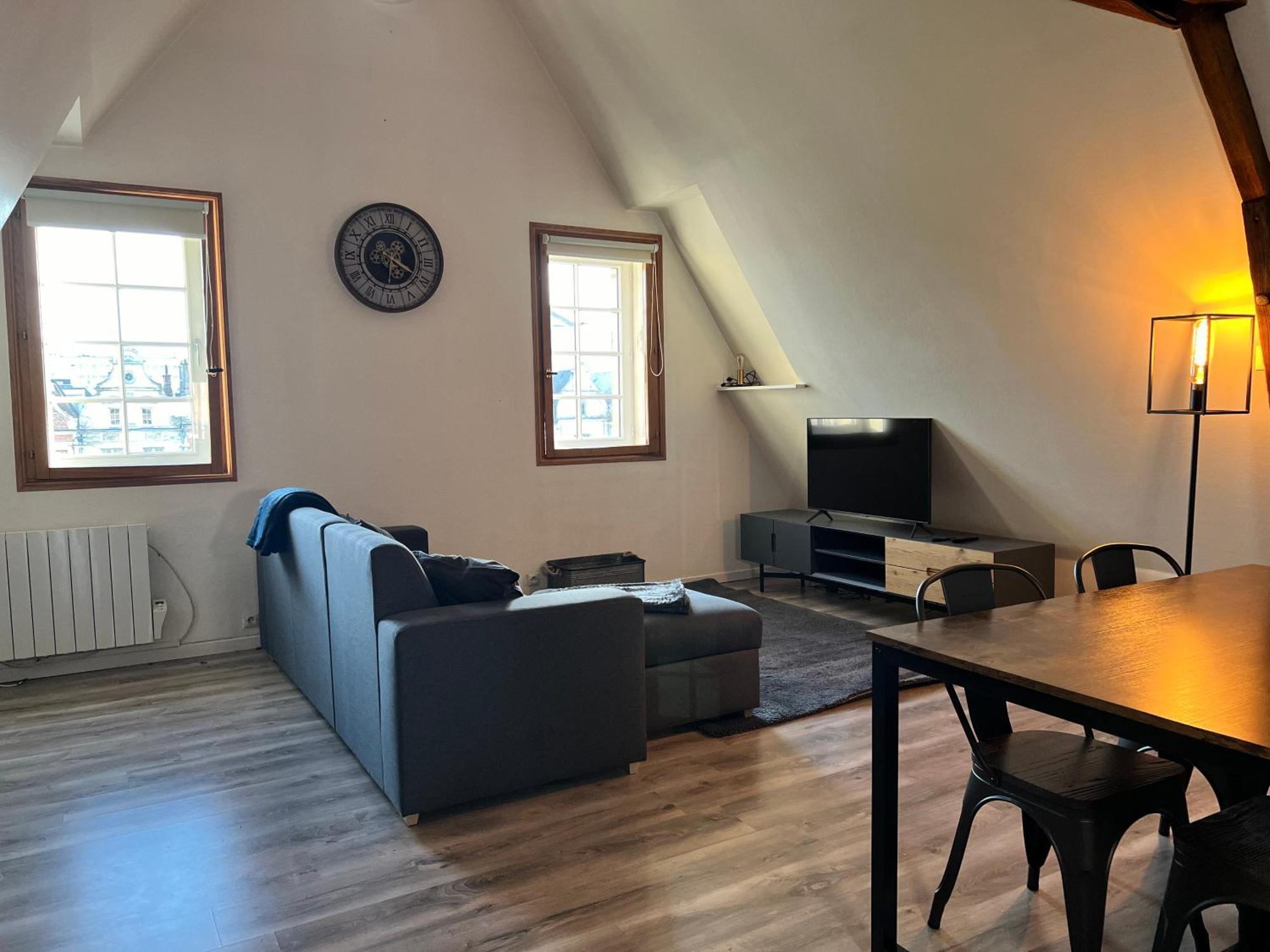 Le Heros - Central - Familial - Spacieux - Parking Public Proche 阿拉斯 外观 照片