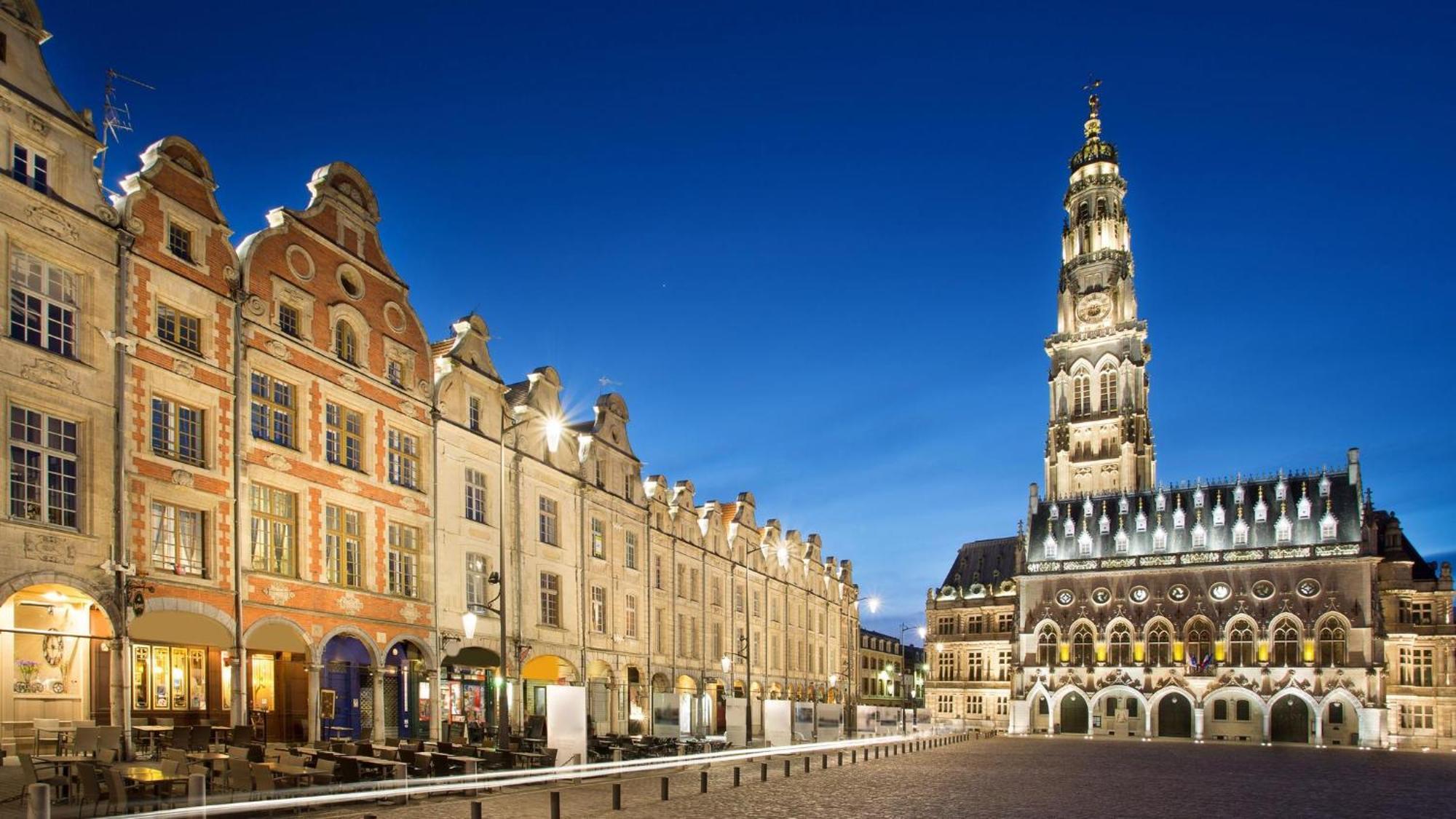 Le Heros - Central - Familial - Spacieux - Parking Public Proche 阿拉斯 外观 照片